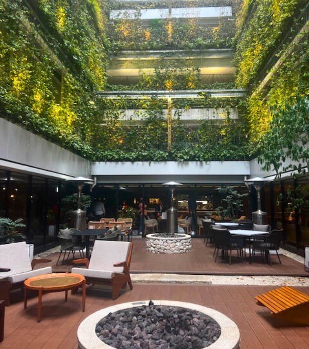 Good Nature Hotel